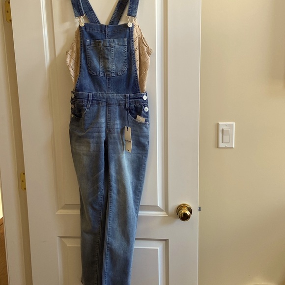 Absolutely stunning denim romper in size S - Picture 1 of 9